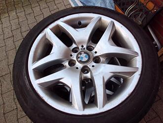 Klicke auf die Grafik für eine vergrößerte Ansicht  Name: 20221122 18 Zoll BMW Felgen E83.JPG Ansichten: 0 Größe: 183,5 KB ID: 434115