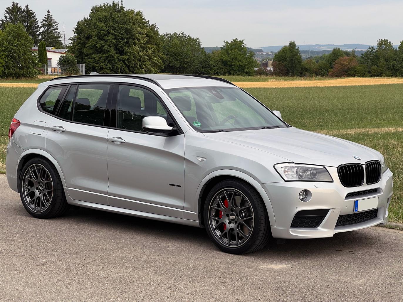 Klicke auf die Grafik für eine vergrößerte Ansicht

Name: x3_4.jpg
Ansichten: 1350
Größe: 280,5 KB
ID: 436551