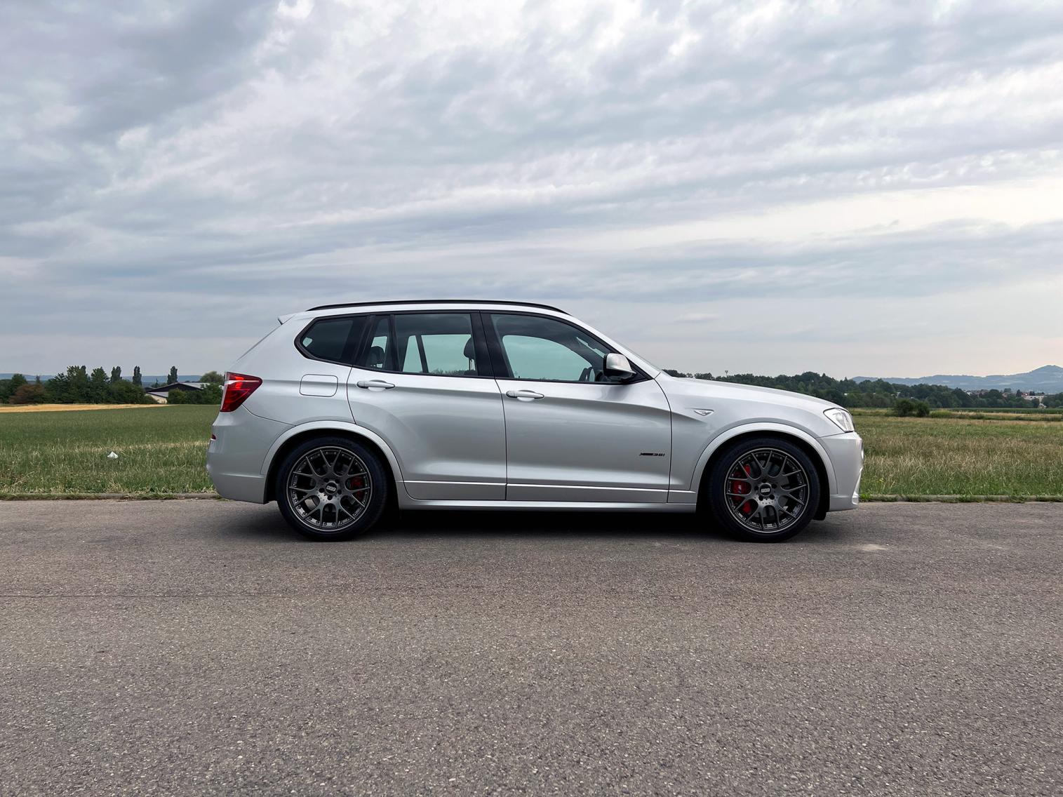 Klicke auf die Grafik für eine vergrößerte Ansicht

Name: x3_2.jpg
Ansichten: 1259
Größe: 252,5 KB
ID: 436552