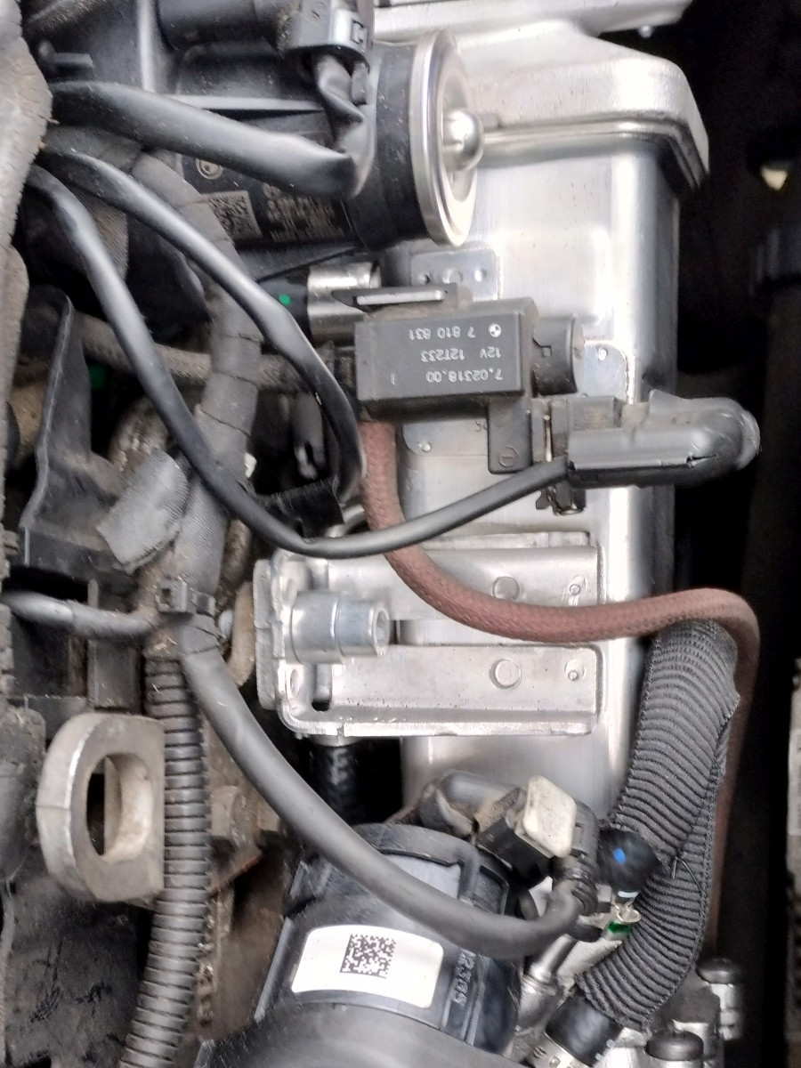 Klicke auf die Grafik für eine vergrößerte Ansicht

Name: 50365851gs.jpg
Ansichten: 59
Größe: 252,4 KB
ID: 441922